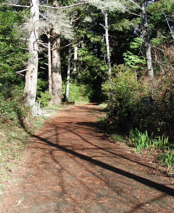 John Topits Park, Empire&nbsp;Lakes